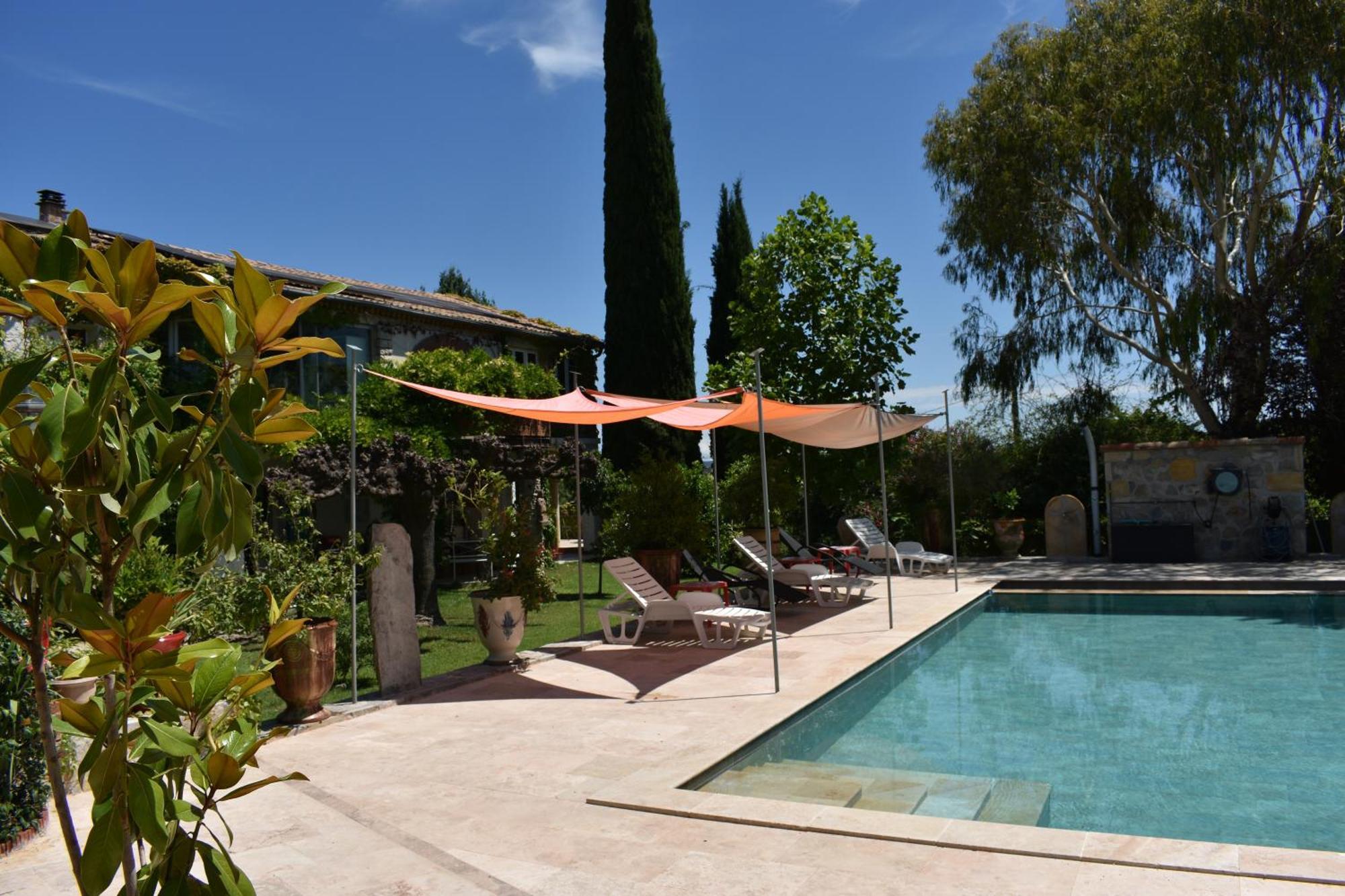 Mas De La Croix Hotel Saint-Christol-lès-Alès Buitenkant foto